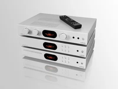 Audiolab präsentiert die 7000 Serie: Vollverstärker 7000A, CD-Transport 7000CDT, Streamer 7000N Play als perfektes Klang-Trio