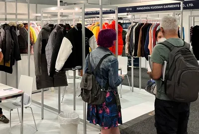 Asiatische Bekleidungsindustrie präsentiert Kollektionen für 2024/2025 in Berlin
