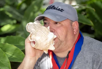 Muschelblasen, Ostereisuche unter Wasser und Key Lime Pie Eating Championship: So skurril feiern die Florida Keys