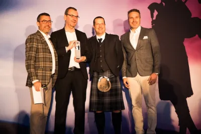 LateBird gewinnt "Best Innovation Award" von Diebold Nixdorf