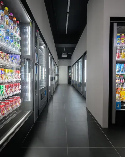 Deutschlands größter 24/7 Automaten-Supermarkt hat in München eröffnet