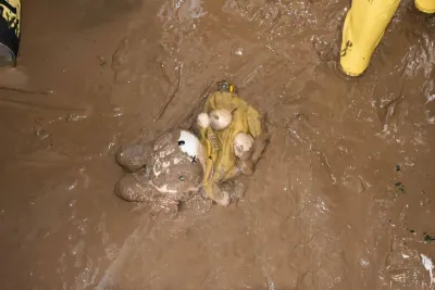 Nach dem Hochwasser: Gefährliche Keime in Wasser und Schlamm