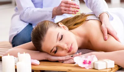 Traditionelle Thai Ganzkörpermassage in Stuttgart