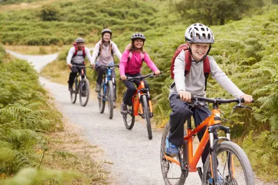 Rechtliche Regelungen für Kinder auf dem Fahrrad - Verbraucherinformation der ERGO Rechtsschutz Leistungs-GmbH