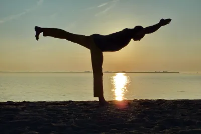 Das Gesundheitsforum Eningen laedt zum Yoga Vortrag mit Stefan Jammer ein