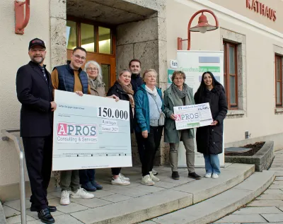 APROS Consulting und Services GmbH erreicht mit erneuter Spende an Gesundheitsforum 150.000 Euro