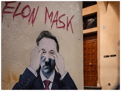 Elon Musk gründete Tesla - Adolf Hitler gründete Volkswagen - Musk will zum Mars - Hitler wollte die Welt