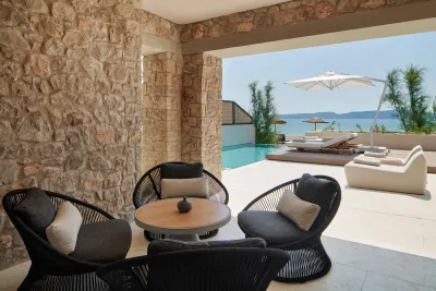 W Costa Navarino unter den "Top 50 Best Resorts in the World" bei den Conde Nast Traveler's Readers' Choice Awards 2023
