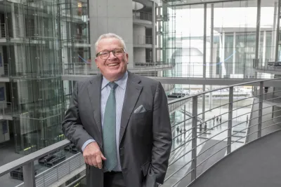 "Junge Generation inspirieren und für Technik begeistern" - Thomas Sattelberger übernimmt Vorstandsvorsitz