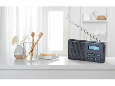 Günstiger Einstieg zum 100. Geburtstag des Radios mit dem digitalen DAB+/FM-Taschenradio DOR-290