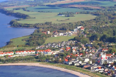 Baugrundstück Insel Rügen komplett erschlossen  genehmigter B-Plan sofort bebaubar zu verkaufen  ca 2050 m&sup2; ca 200 m zur Ostsee